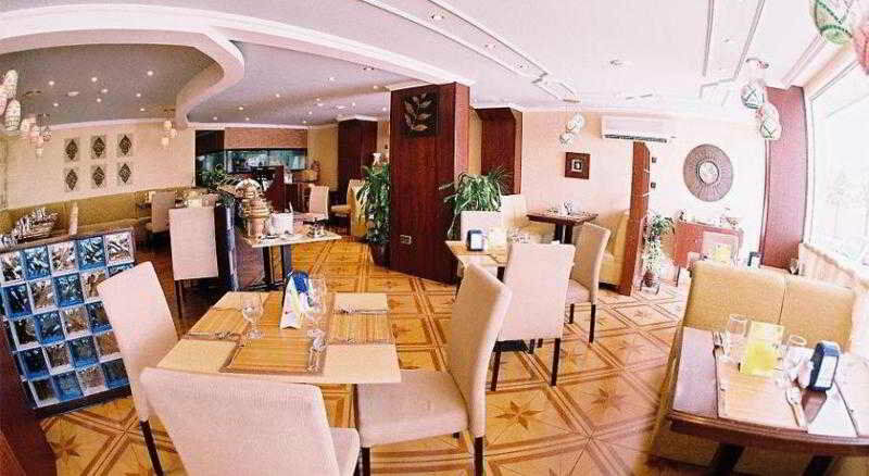 Diamond 1 Hotel Доха Екстериор снимка